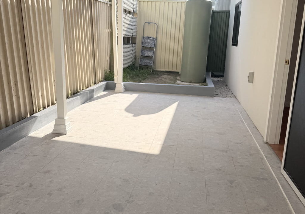 1/200 juno pde GREENACRE NSW