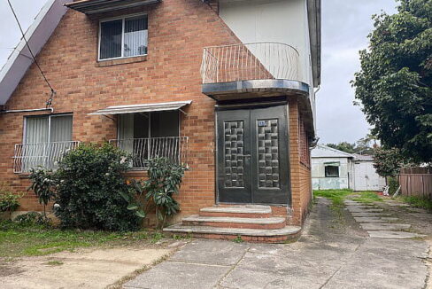 131 Auburn Rd BIRRONG NSW