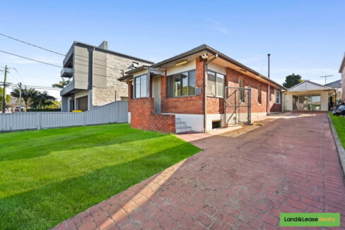 30 Maiden Ave GREENACRE NSW