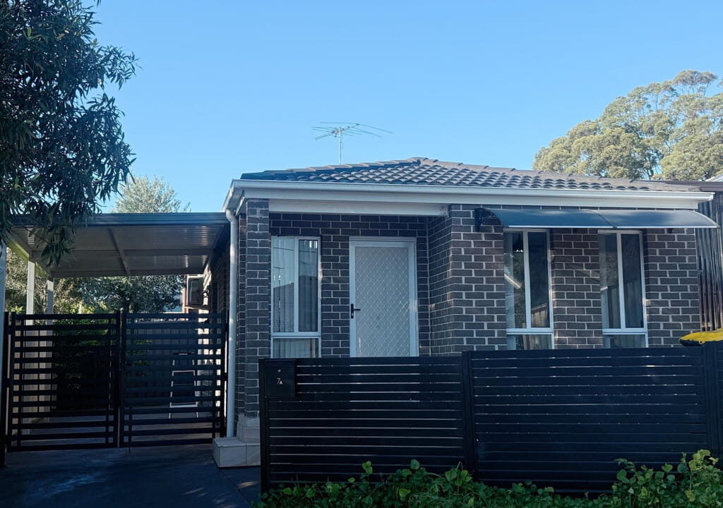7A Dunlop st ROSELANDS NSW